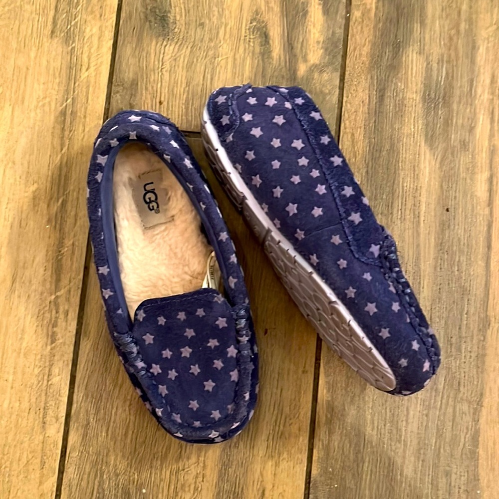 Ugg suede sheepskin insoles moccasin small girls 12 stars